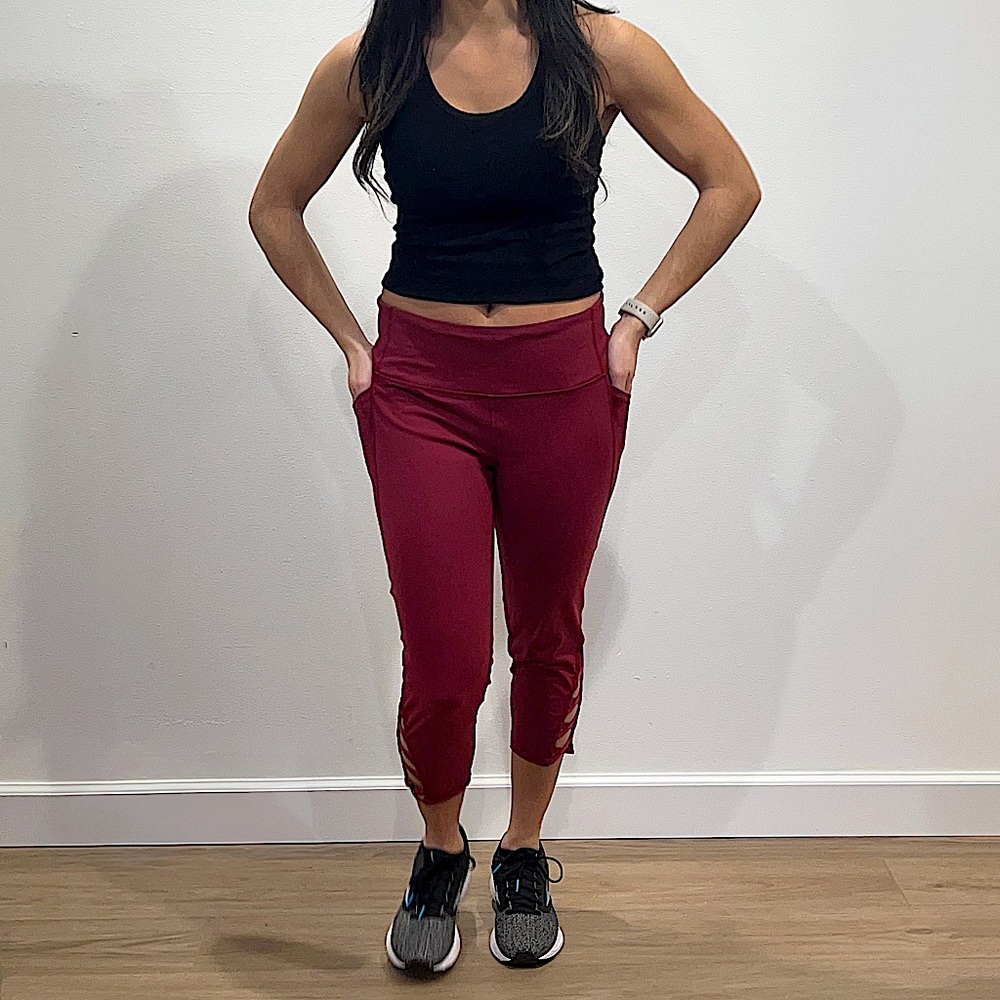 Victoria’s Secret Sport Maroon Leggings - Like New